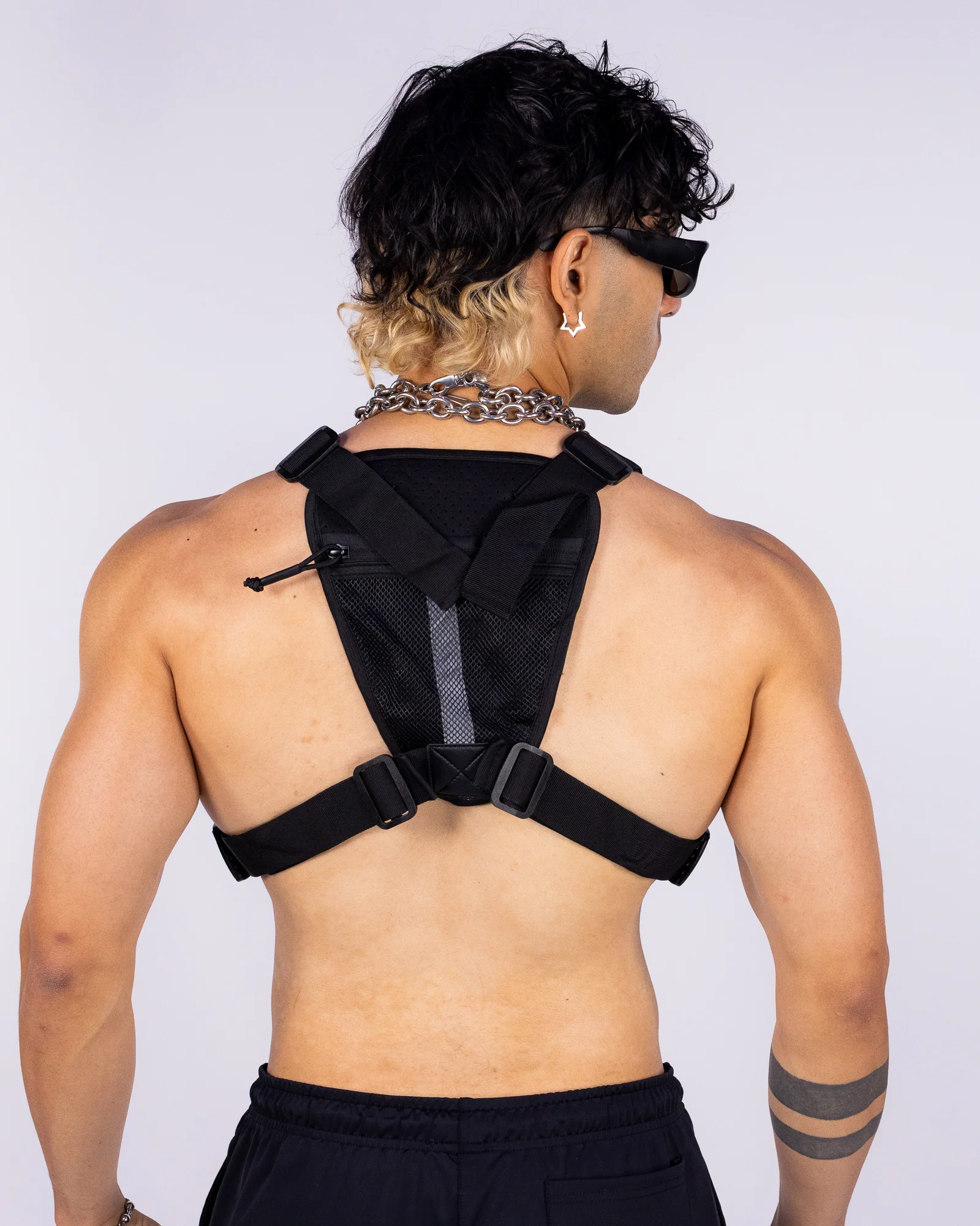 Reverb Unisex Harness Chest Bag - Image 2