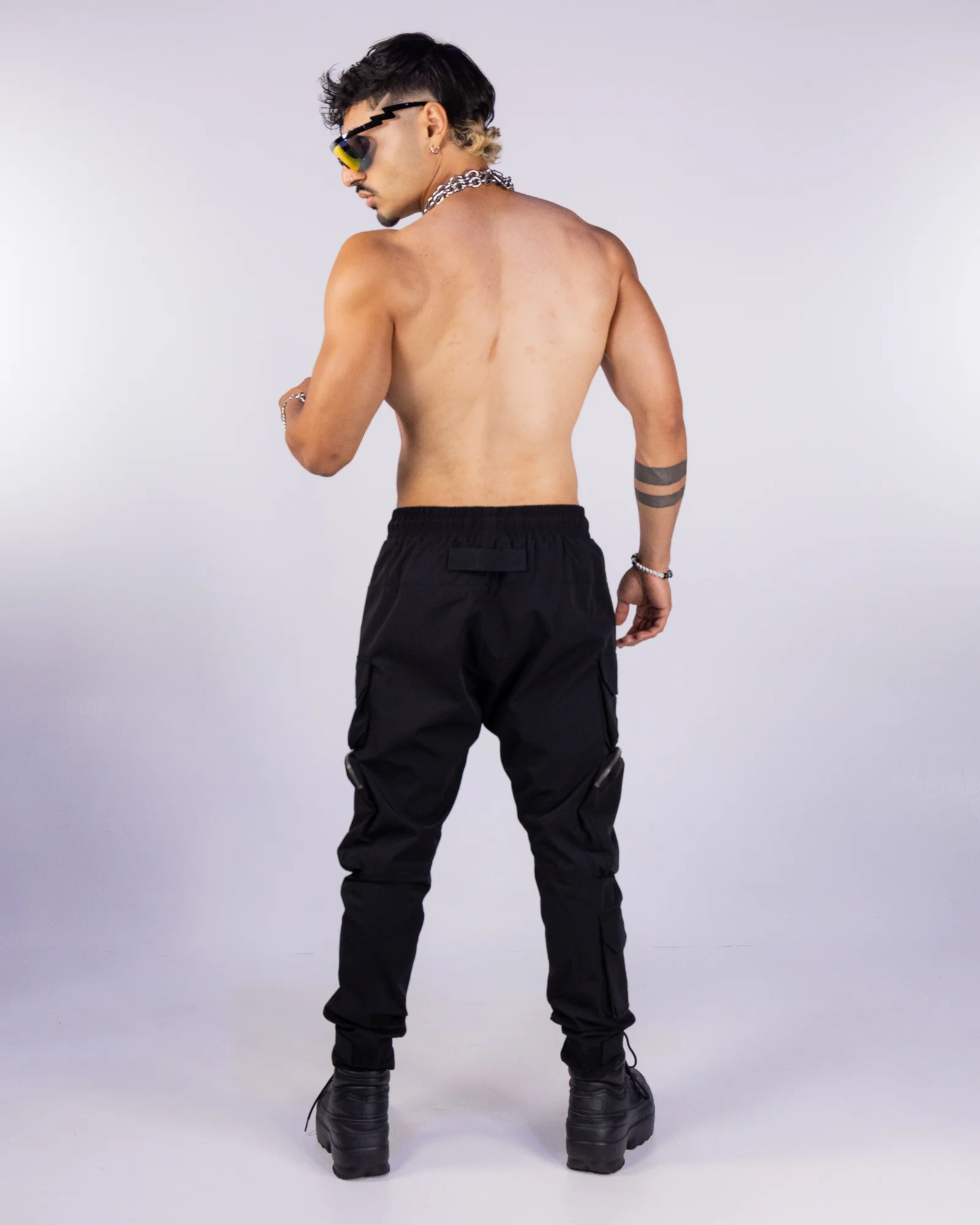 Black Unisex Cargo Pants - Image 7