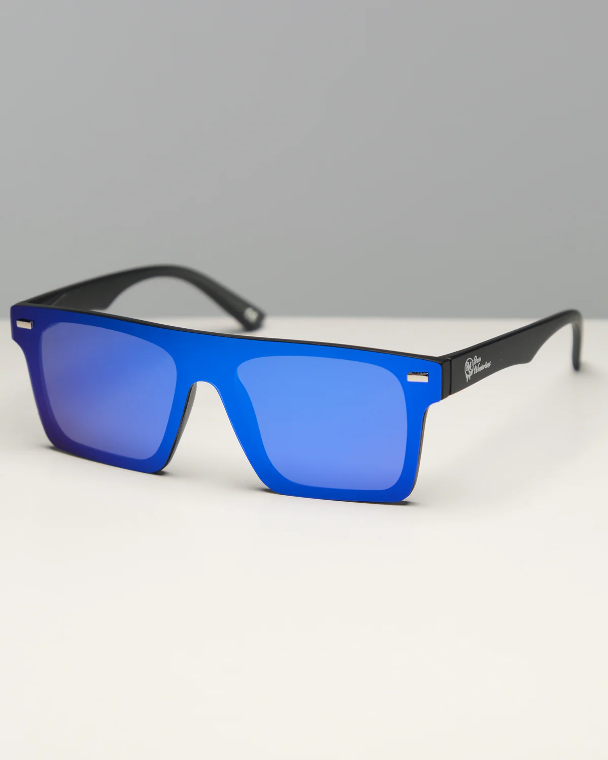 New Wave Unisex Sunglasses - Image 3